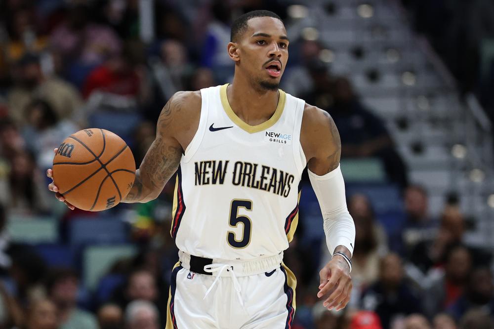 更是他们亲 更是他们亲